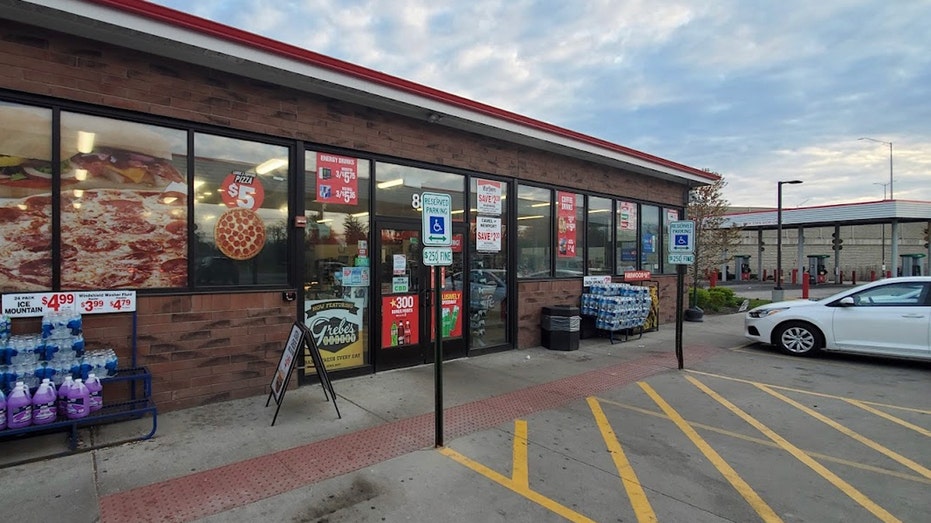 Speedway in Des Plaines, Illinois, where Mega Millions winning ticket was sold