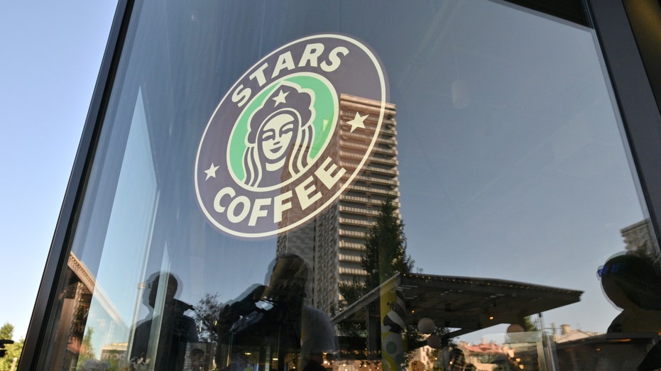 Stars Coffee logo in Moscow