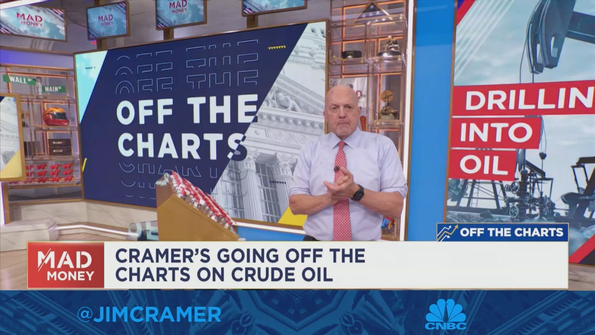 Charts suggest oil will bounce short-term then head lower, Jim Cramer says