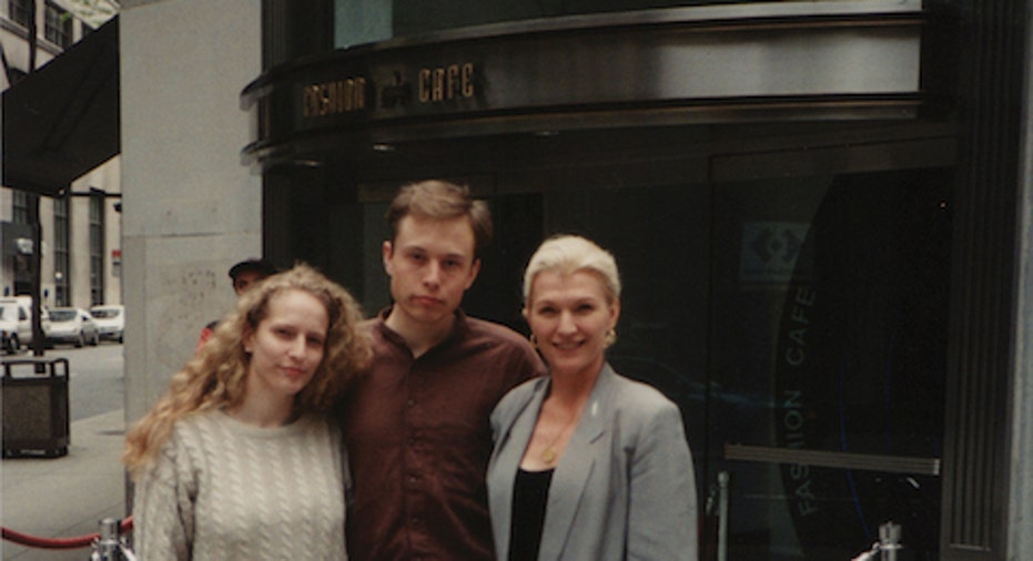 Jennifer Gwynne with Elon and Maye