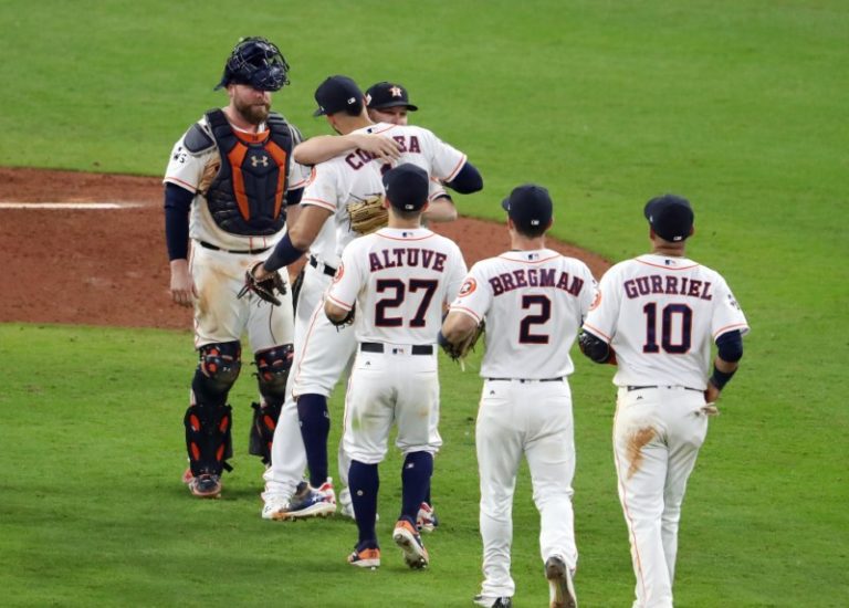 Astros tame Dodgers’ Darvish in Game Three win