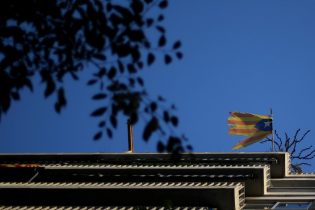 Direct Catalonia crisis key risk to Spain rating: S&P