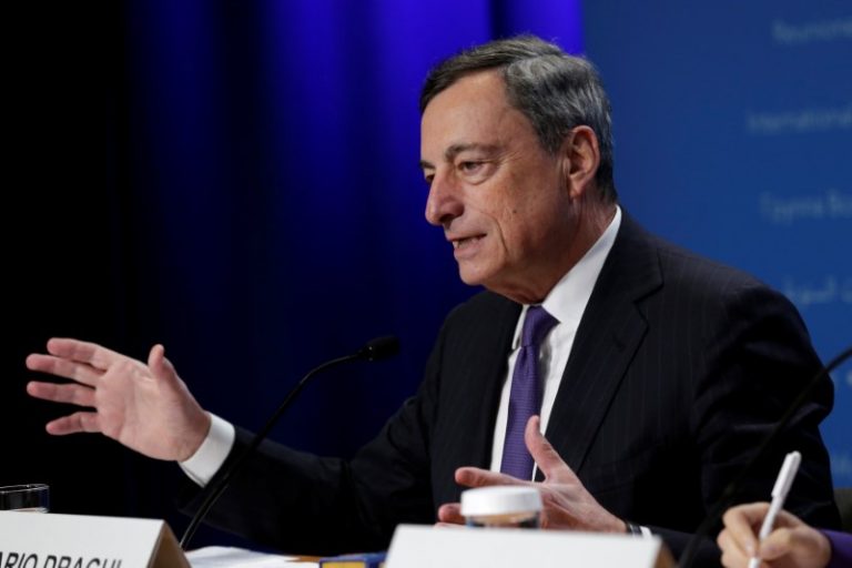 Low ECB rates an opportunity to reform, Draghi argues