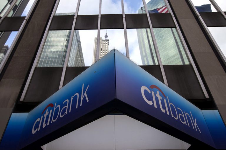 Tight leash on costs helps Citigroup trump Wall Street view