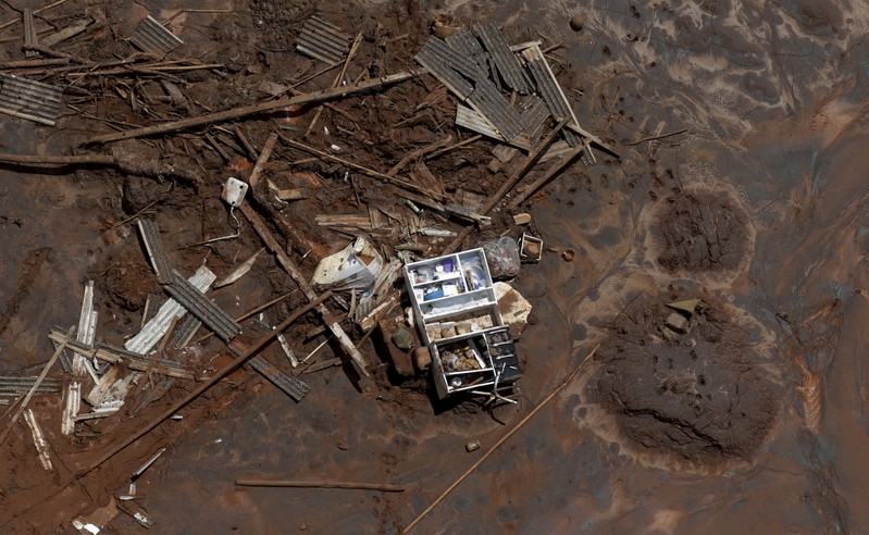 FILE PHOTO: A cupboard is pictured in debris in Bento Rodrigues district, which was covered with mud after a dam owned by Vale SA and BHP Billiton Ltd burst, in Mariana