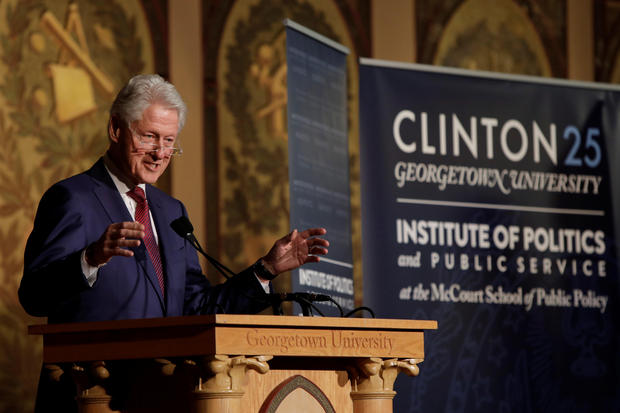 Bill Clinton delivers speech 25 years after his election