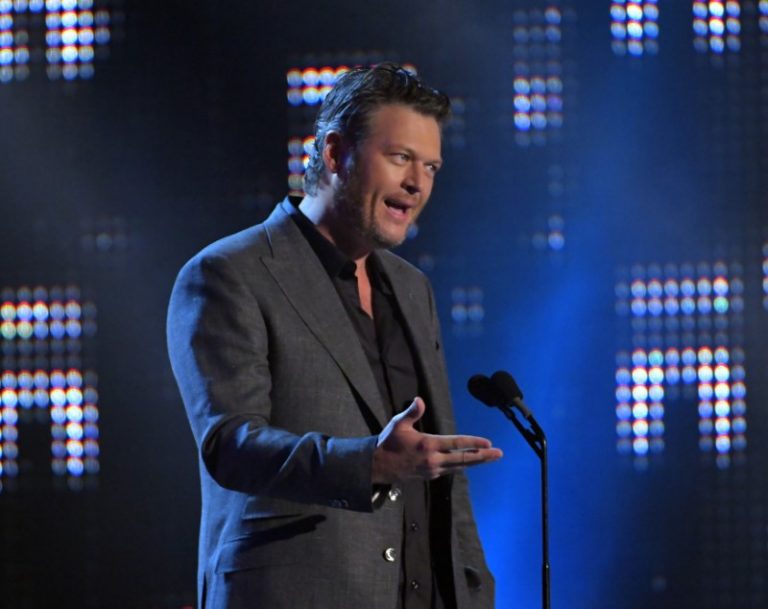 Blake Shelton named People’s 2017 ‘sexiest man alive’