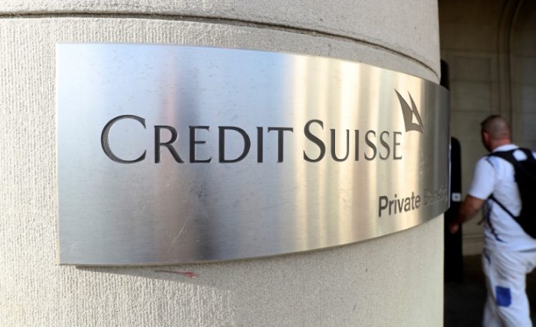 Credit Suisse targets more cost cuts, sets 2019 and 2020 yield goals