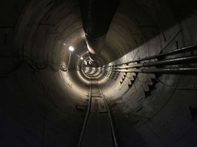 Elon Musk takes 1st steps to build futuristic underground tunnel in LA