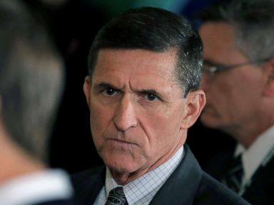 Flynn’s lawyer meets members of special counsel’s team, raising specter of plea deal