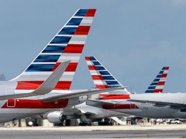 Glitch has American looking for pilots for holiday flights