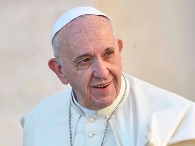 Pope gets Lamborghini, auctions it to rebuild Christian Iraq