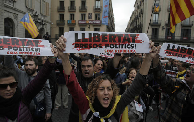 Protests over Spain’s Catalan power grab cripple transport