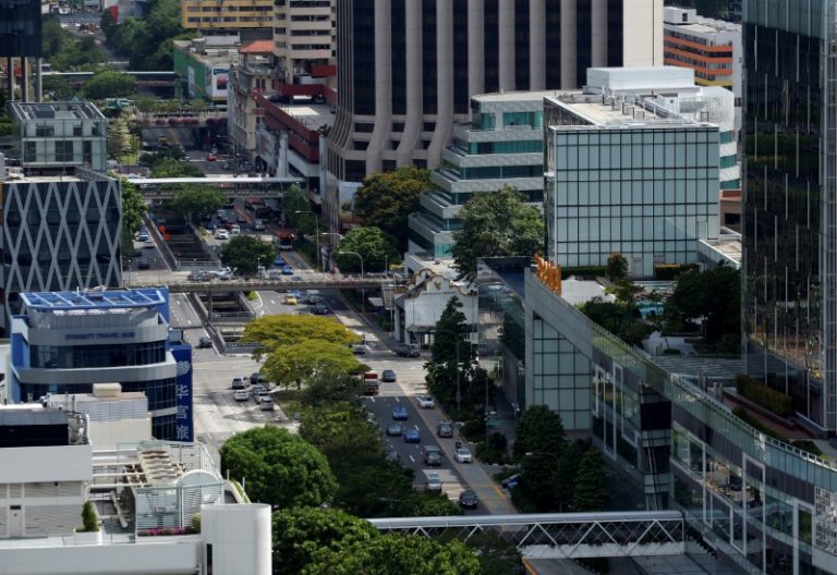 Singapore sees running autonomous buses on public roads from 2022