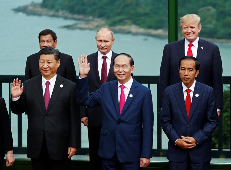 Leaders pose during the family photo session at the APEC Summit in Danang, Vietnam