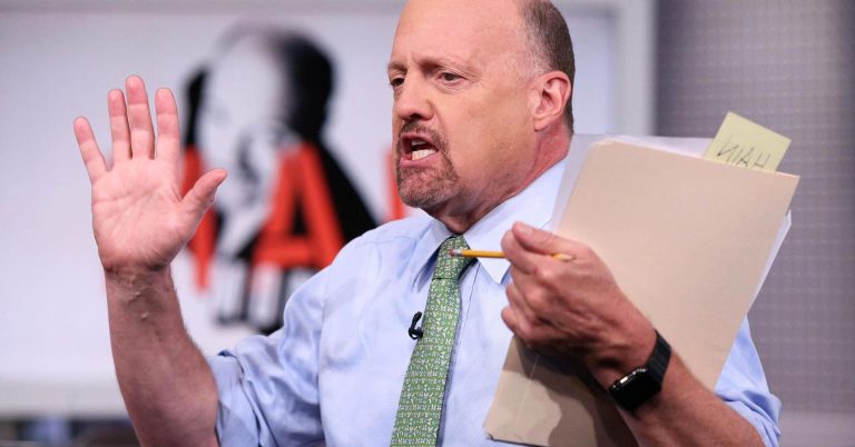 Cramer Remix: My advice for Lloyd Blankfein on cryptocurrencies