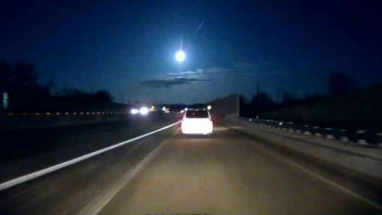 Earthquake-causing meteor leaves southeast Michigan residents awestruck