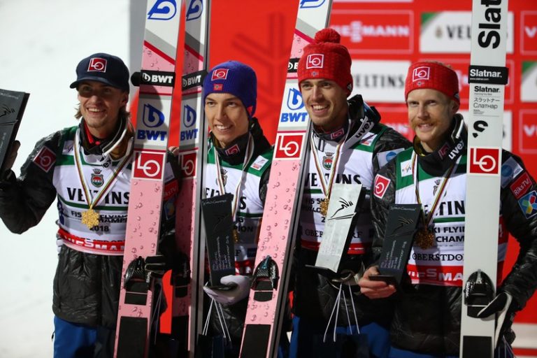 Flawless Norway retain ski jumping team world title