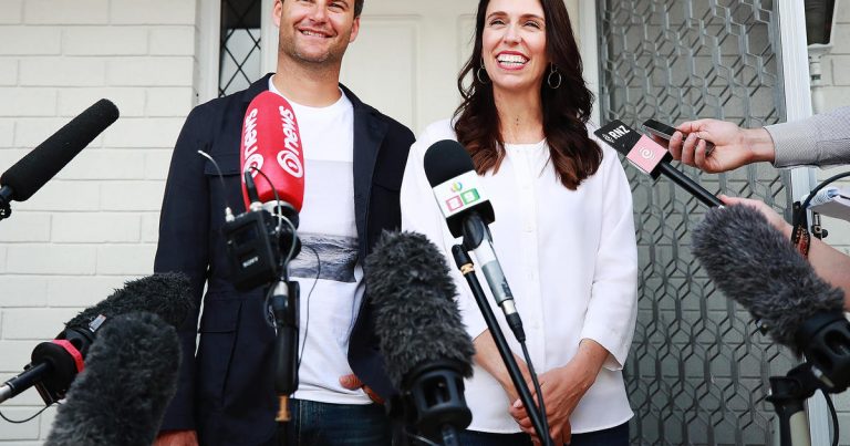 New Zealand prime minister announces pregnancy