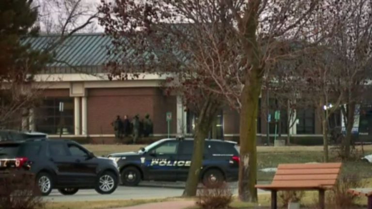 No hostages harmed in Michigan bank standoff