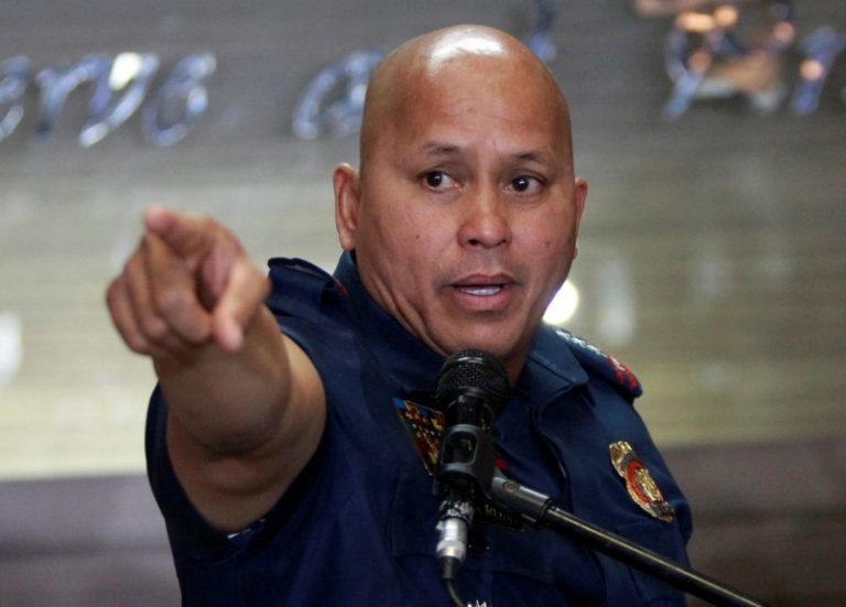 Philippine police to wear body cameras in war on drugs