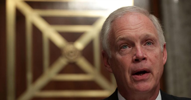 Top GOP senator acknowledges FBI “secret society” text might have been a joke