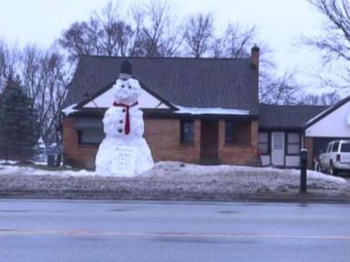 Wintry mix moves into Northeast with temperature drop to follow