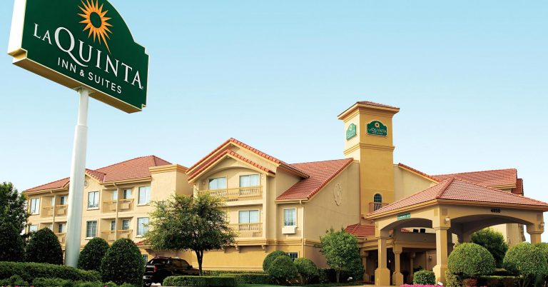 Wyndham Worldwide to buy La Quinta’s hotel business for $1.95 billion