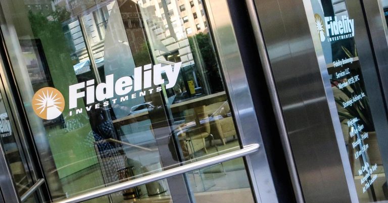 Fidelity’s website reports temporary outage during wild trading in US markets