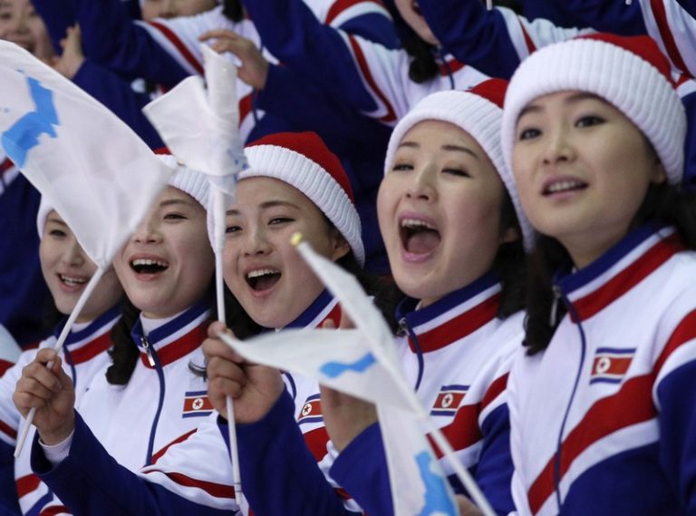 Ice Hockey: Korea falls to Sweden amid more unity displays