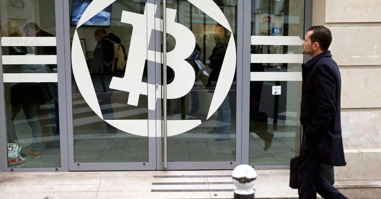 Bitcoin just tanked below $10,000 after SEC says crypto exchanges must register with agency