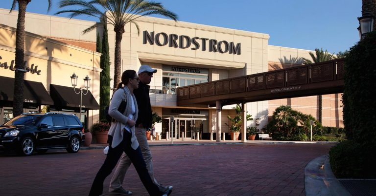 Cramer recommends Nordstrom after bullish post-earnings bounce