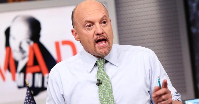 Cramer Remix: Facebook just flashed a classic sign that it’s oversold