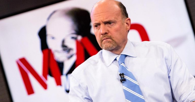 Cramer Remix: The red flag in the S&P 500