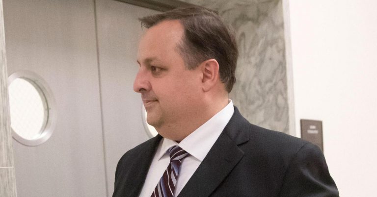 Government ethics chief Shaub and staff used Headspace meditation to deal with Trump-related stress