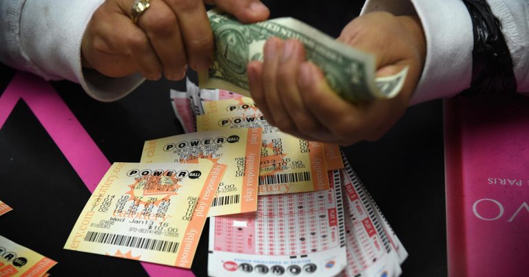 Powerball winning numbers announced for $348 million jackpot