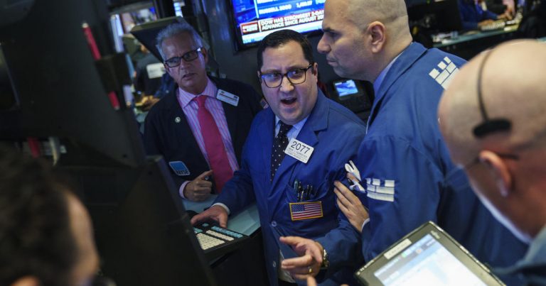 Stocks shrug off trade worries as market rallies to close