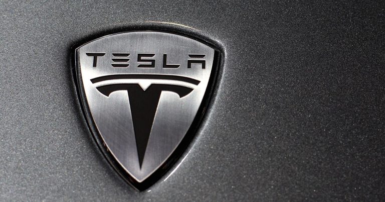 Tesla says crashed vehicle had been on autopilot prior to accident