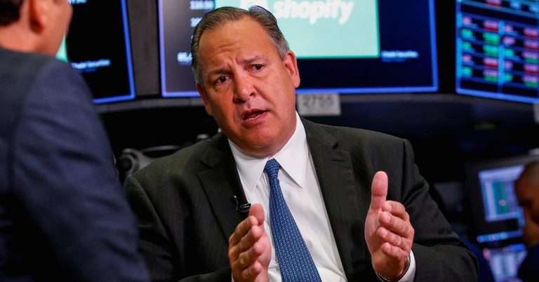 United Technologies CEO: A tit-for-tat tariff battle would be a problem for customers like Boeing