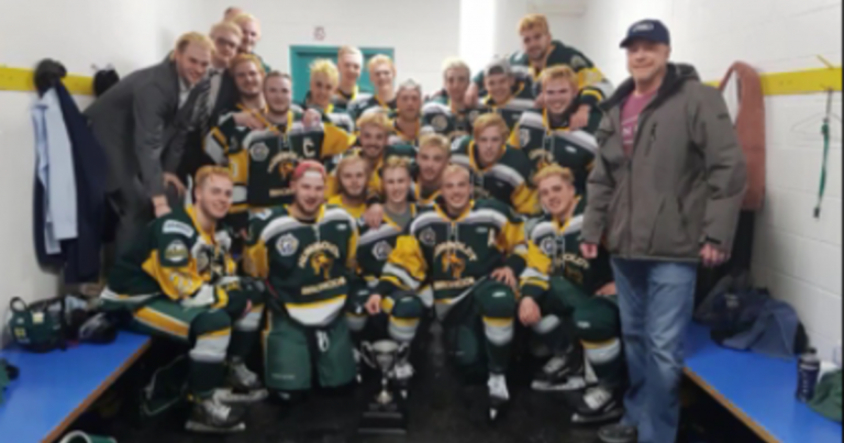 14 dead after Canadian junior hockey team bus crash