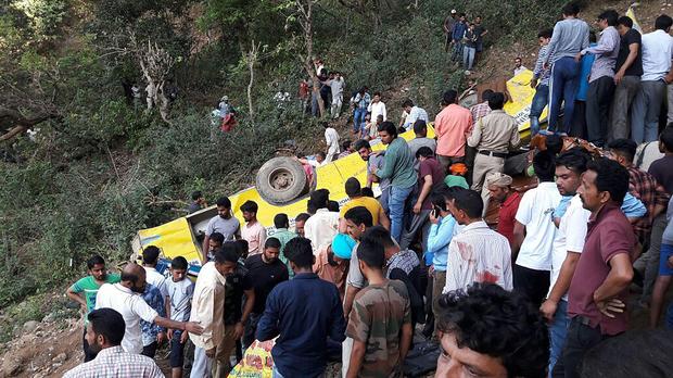 23 children killed when school bus plunges off mountain road