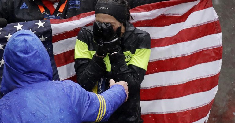 Desi Linden becomes 1st U.S. woman to win Boston Marathon in 33 years