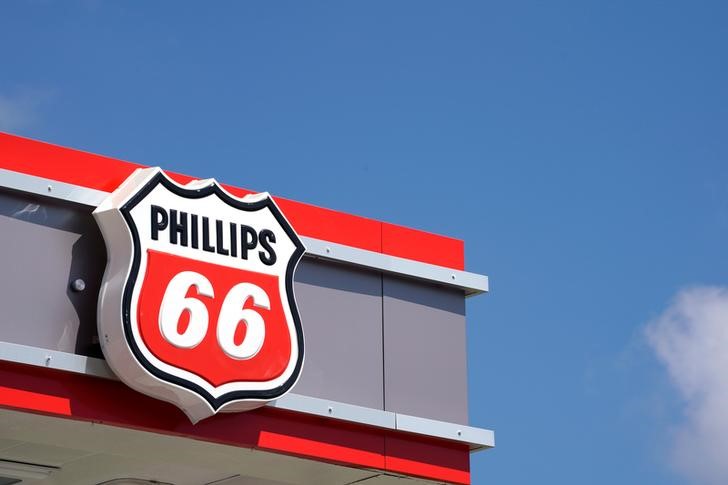 Refiner Phillips 66 profit beats as chemicals unit outperforms