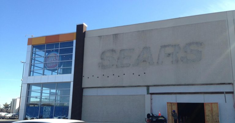 Sears Holding, Delta Air hit by customer data breach at tech firm