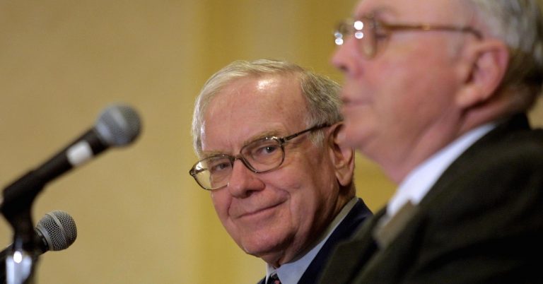 Berkshire shareholders go to Omaha to get as much Buffett and Munger as they can