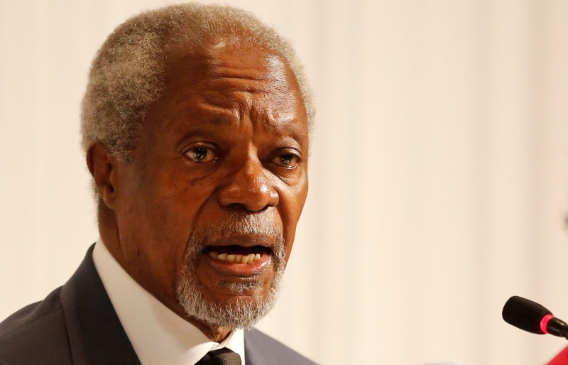 Kofi Annan, chairman for Advisory Commission on Rakhine State, talks to journalists during his news conference in Yangon