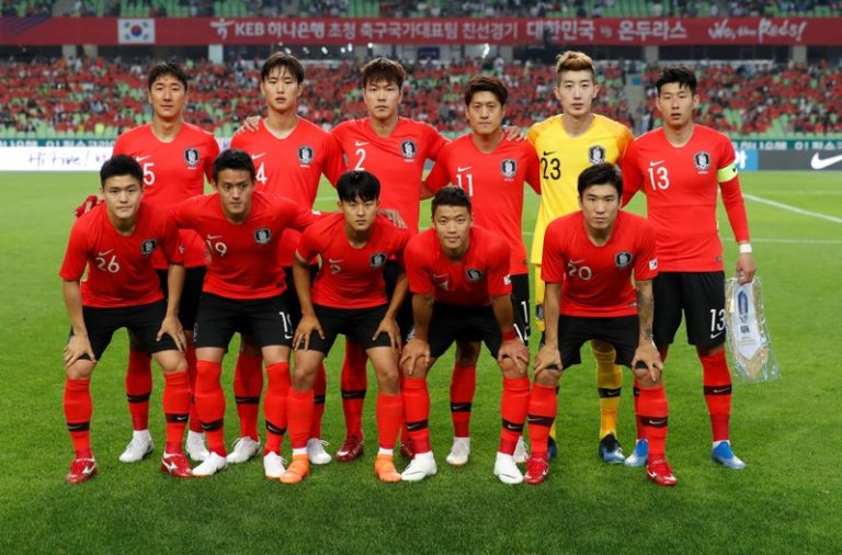 Soccer: Captain Son strikes as South Korea down Honduras