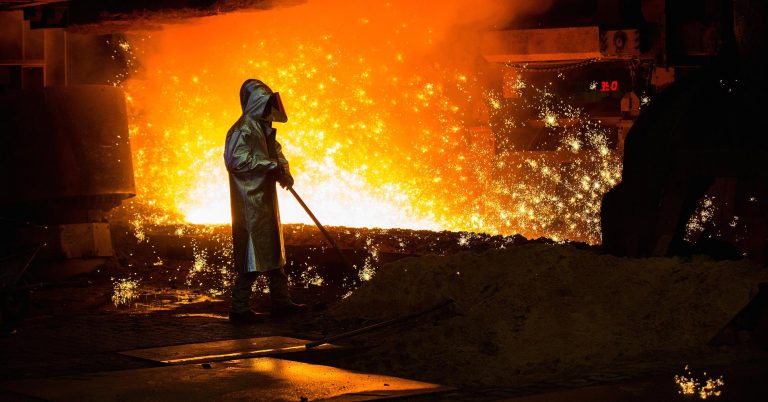 Thyssenkrupp second-quarter operating profit up on steel recovery