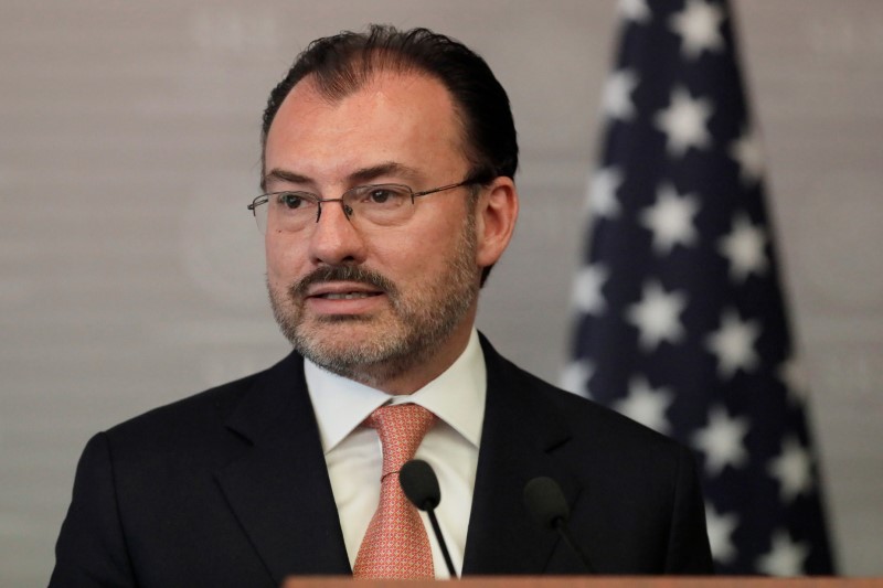 FILE PHOTO: Mexico's Foreign Ministrer Luis Videgaray delivers a joint message with U.S. Homeland Security Secretary Kirstjen Nielsen in Mexico City