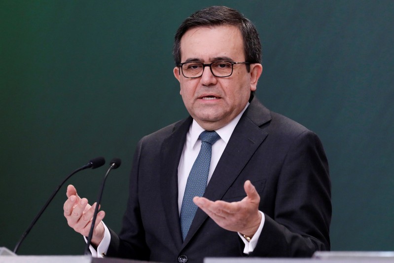 FILE PHOTO: Mexico's Economy Minister Ildefonso Guajardo at a news conference in Mexico City